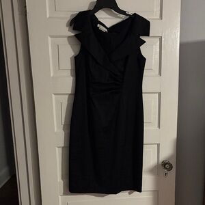 Kay Unger New York Elegant Black Sleeveless Dress